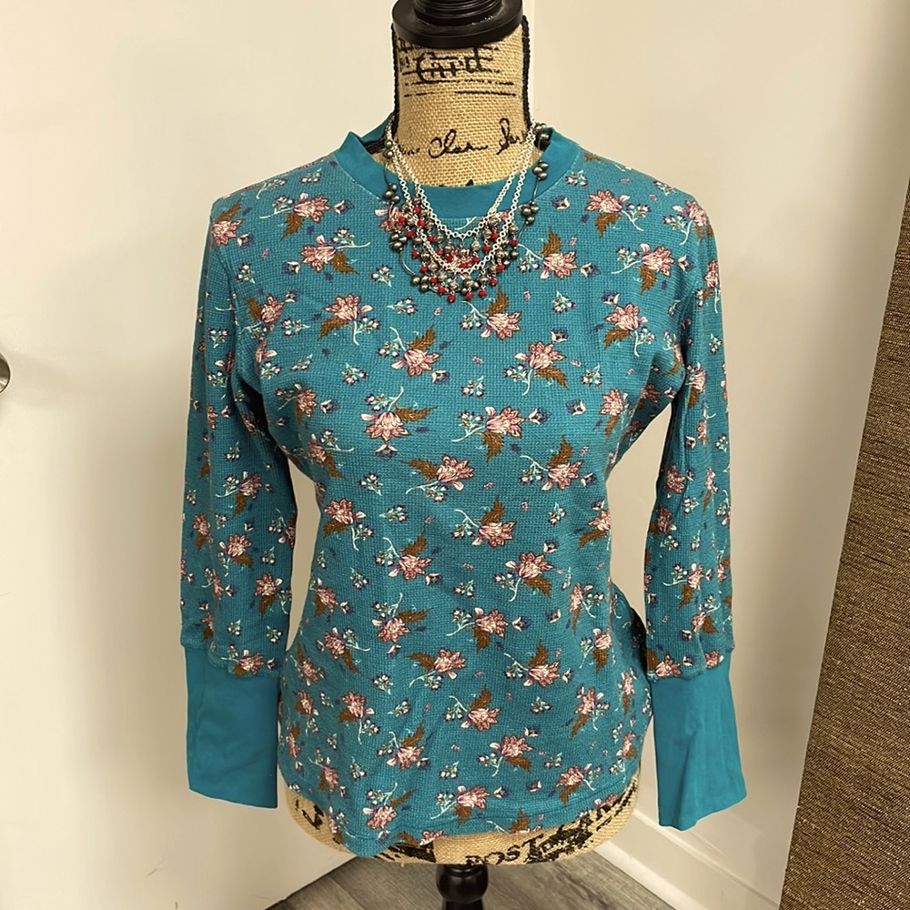 Sundance Catalog Teal Floral Long Sleeve Thermal Top Large